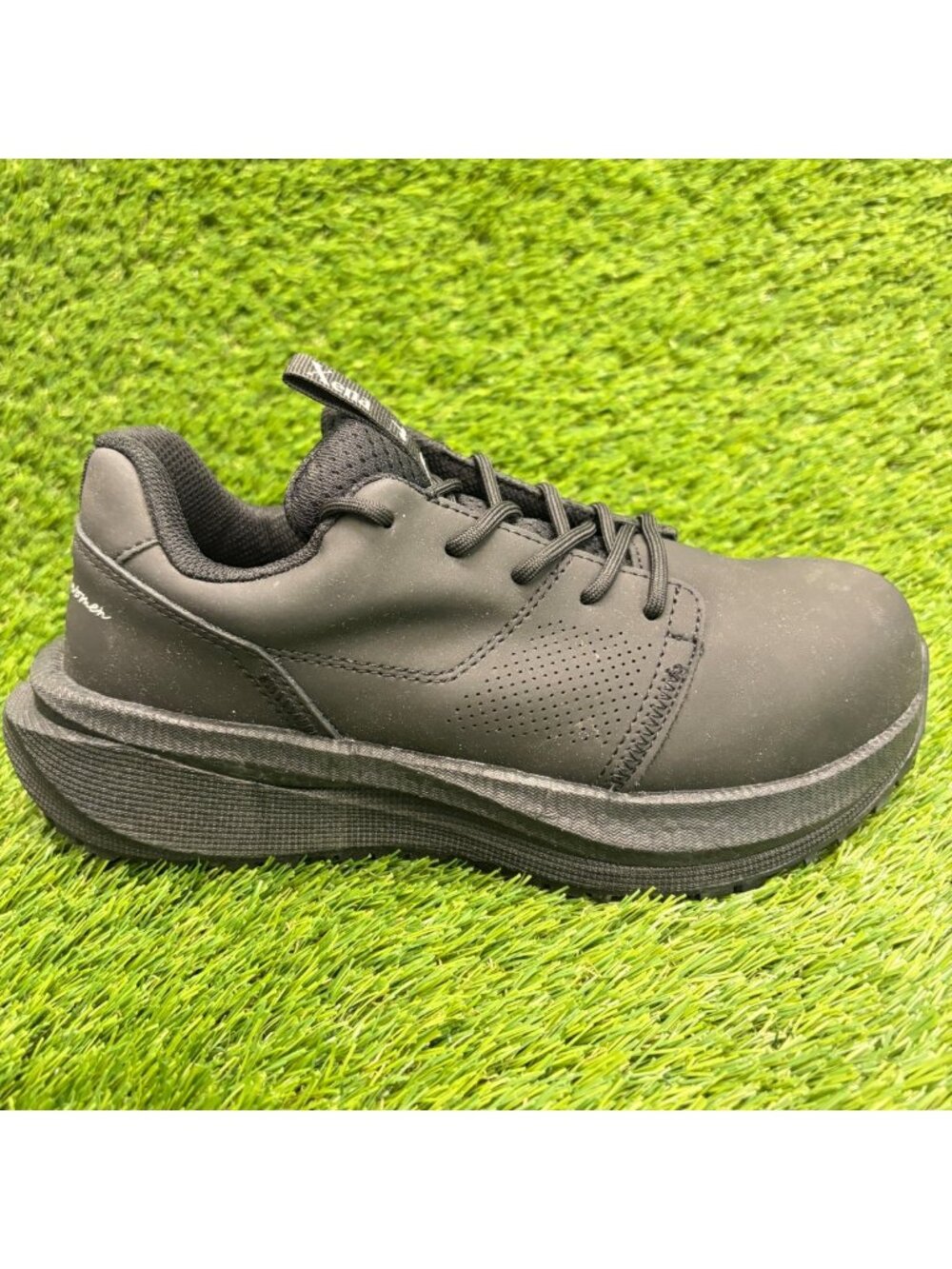 Xena Workwear Astra Womens Size 7 Black Leather Composite Toe Safety Work Shoes
